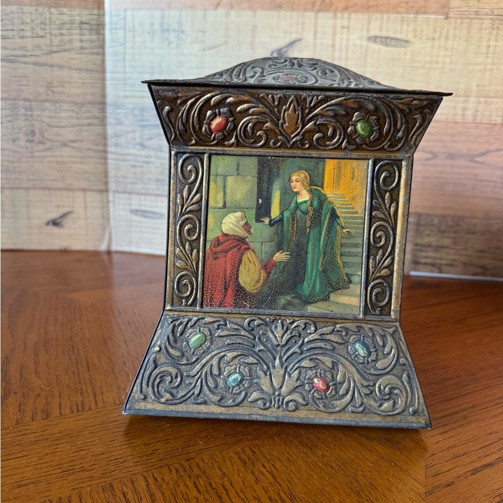 Vintage Decorative confectionary tin from John Buchanan & Bros,